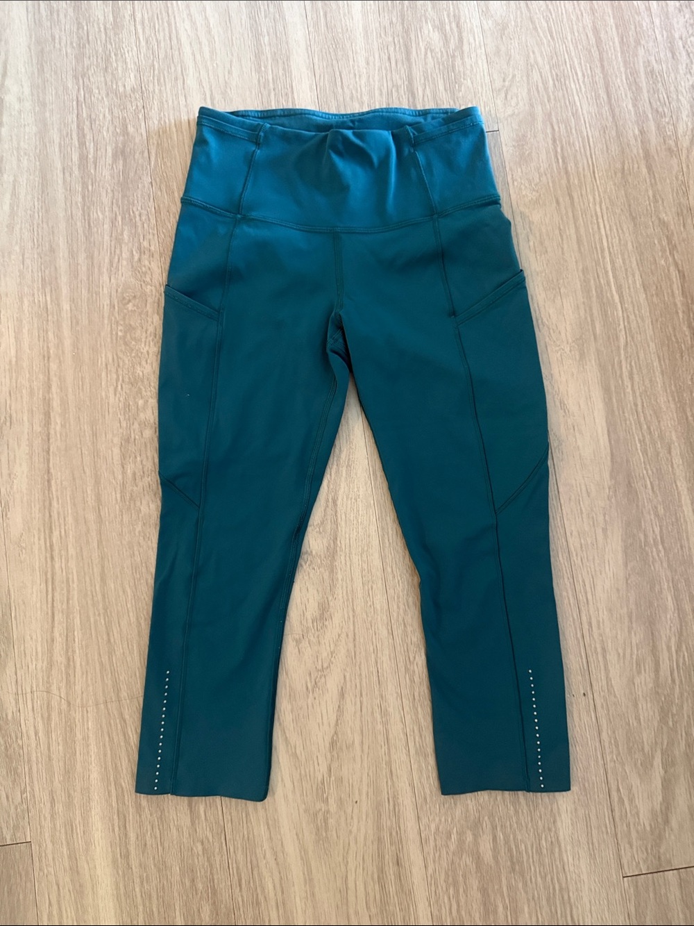 lululemon athletica Teal women’s' High-Waist Performance capri Leggings